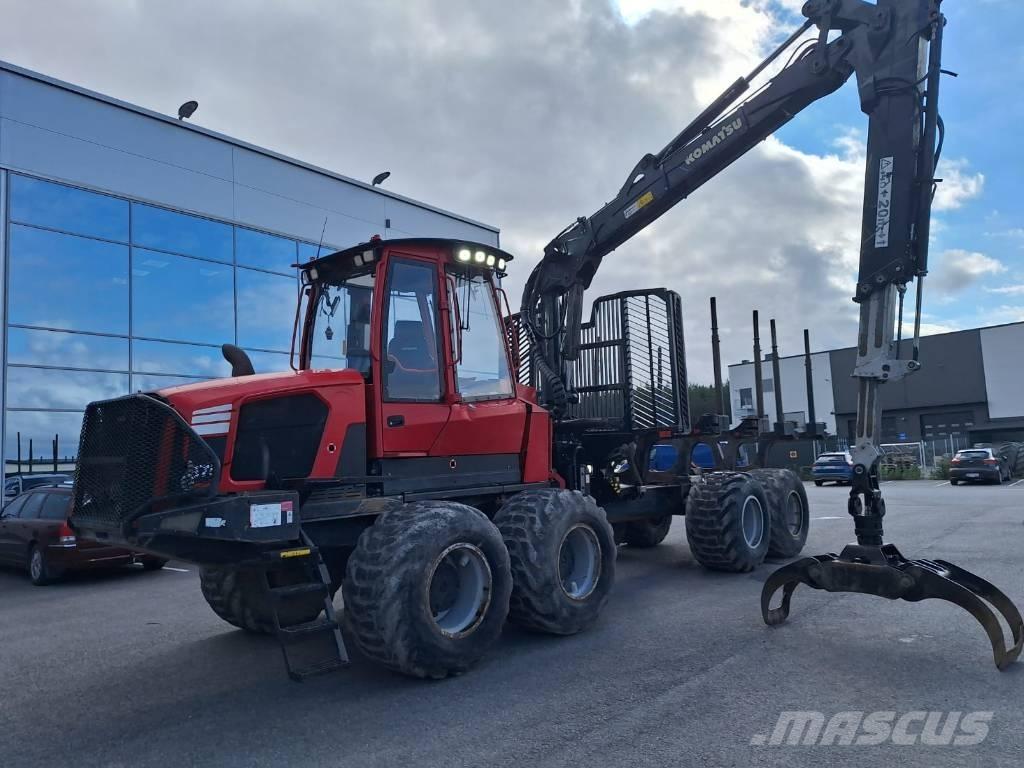 Komatsu 875 Forwarderji