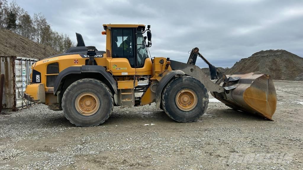 Volvo L 120 H Kolesni nakladalci