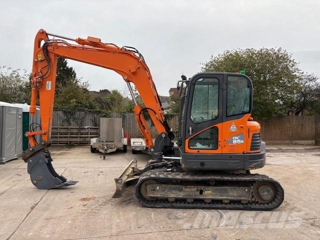 Doosan DX 85 R-3 Midi bagri 7t – 12t