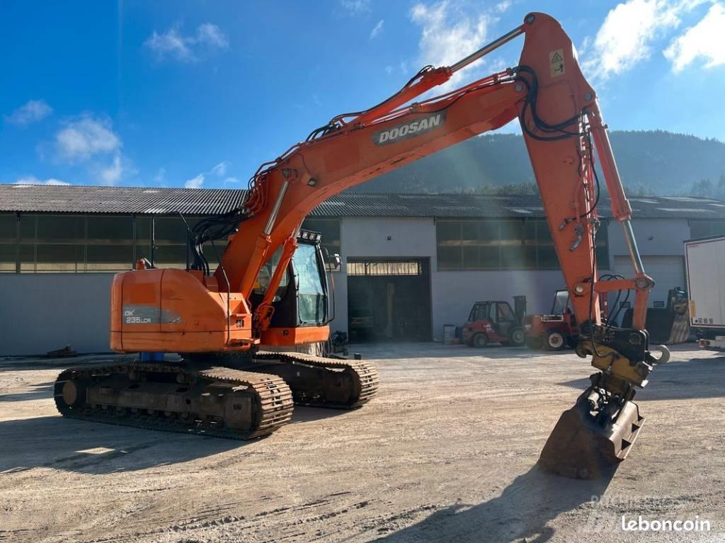 Doosan DX 235 LCR Bagri goseničarji