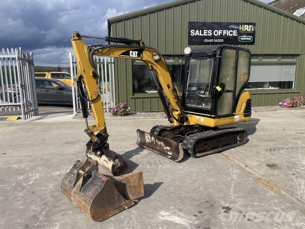 CAT 302.5 Mini bagri <7t