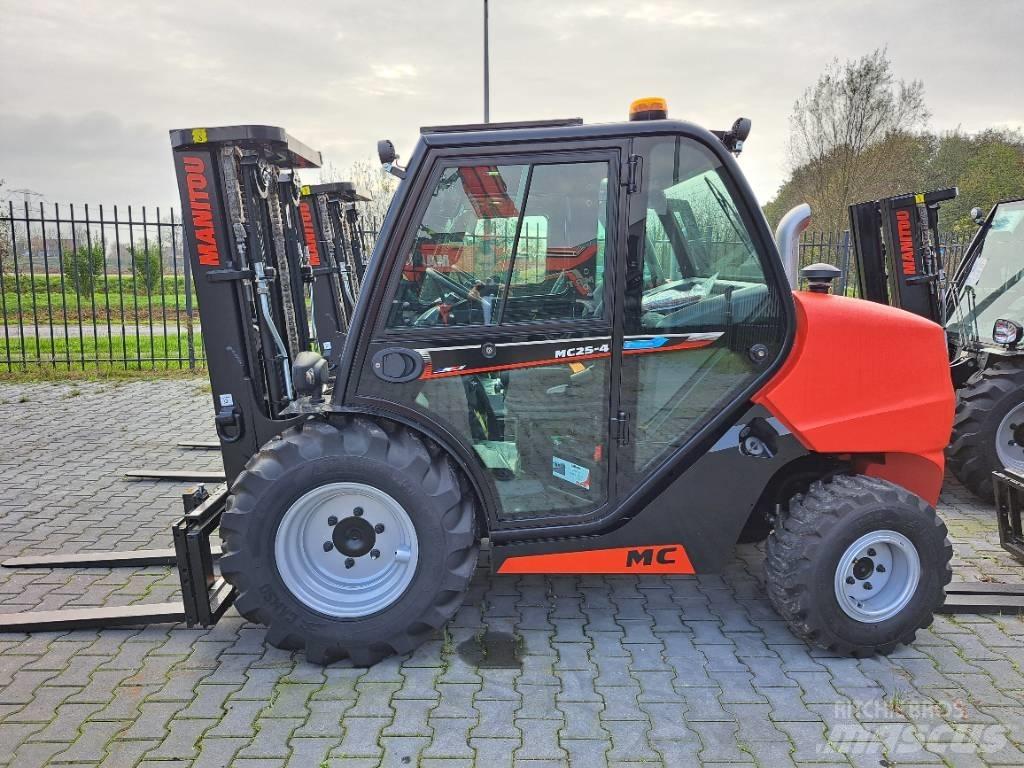 Manitou MC 25-4 Dizelski viličarji