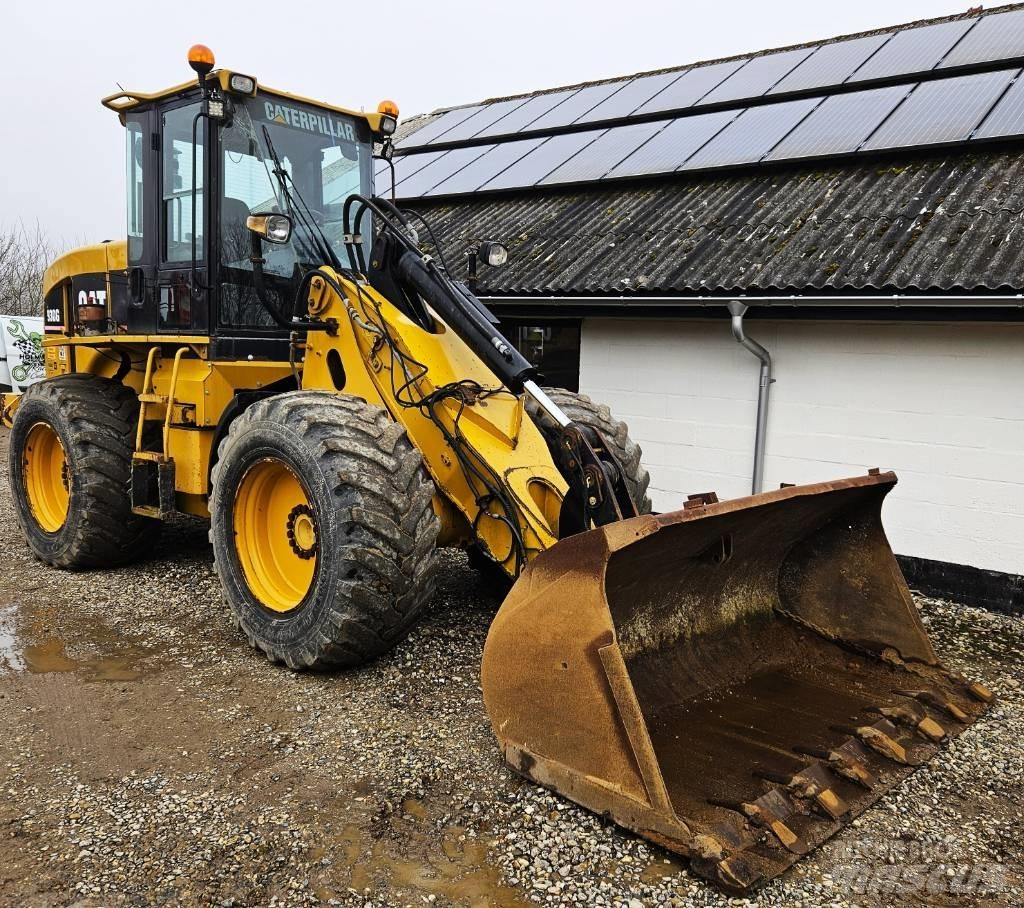 CAT 930 G Kolesni nakladalci
