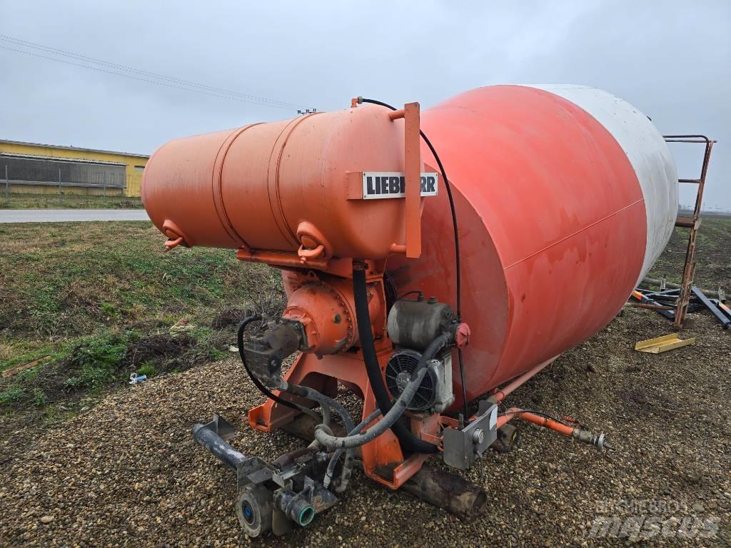Liebherr MIXER Mešalec betona / malte