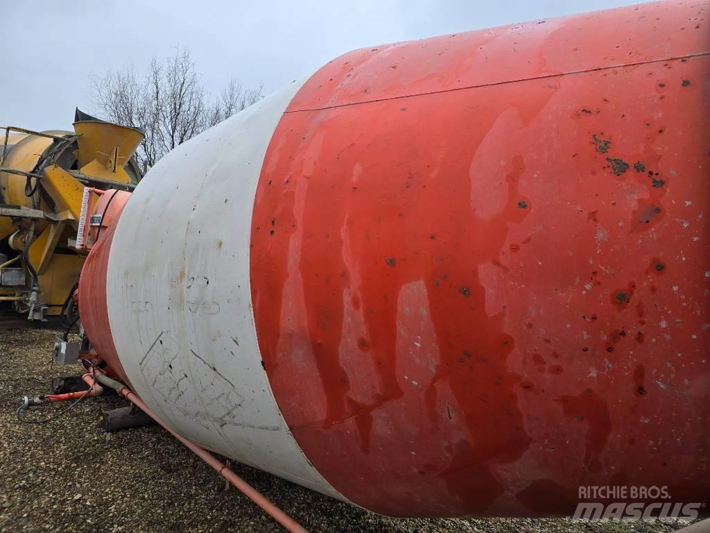 Liebherr MIXER Mešalec betona / malte