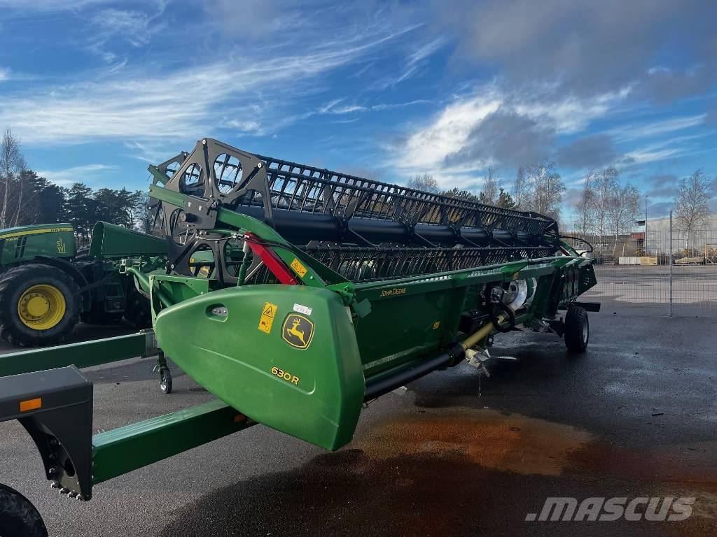 John Deere T670i Kombajni