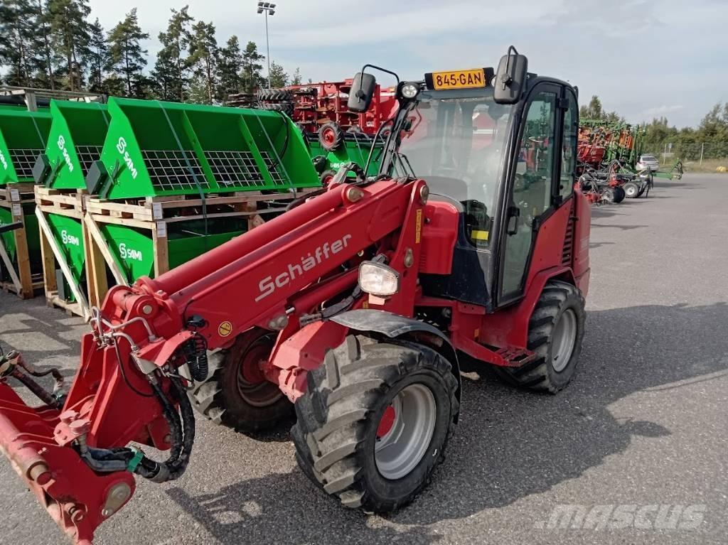 Schäffer 4580 T Mini nakladalci