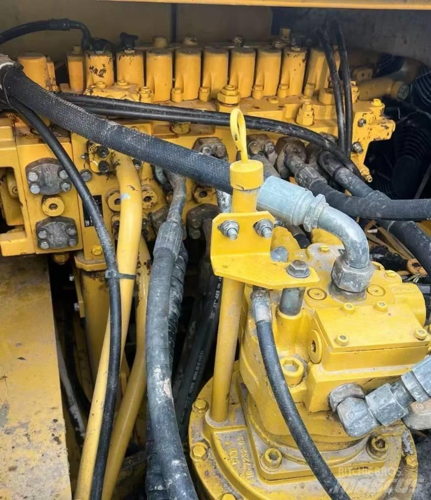 CAT 330GC Bagri goseničarji