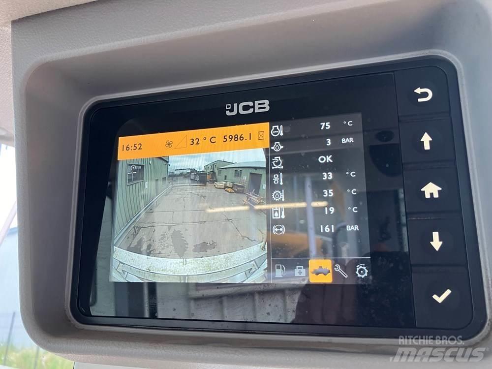 JCB 437 Kolesni nakladalci