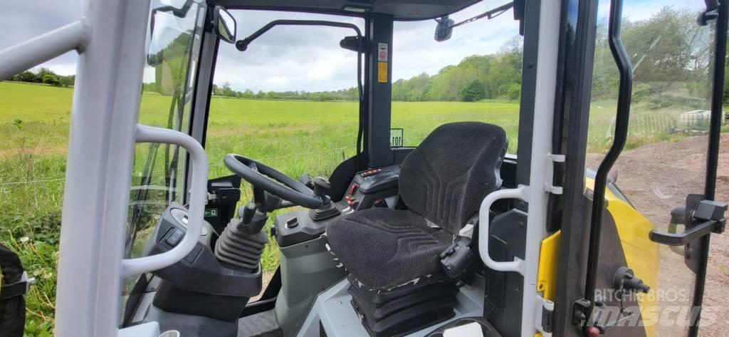 Wacker Neuson WL 28 Skid steer mini nakladalci