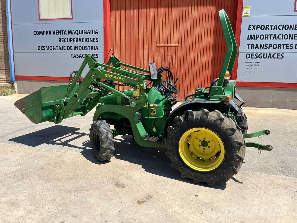 John Deere 946 Traktorji