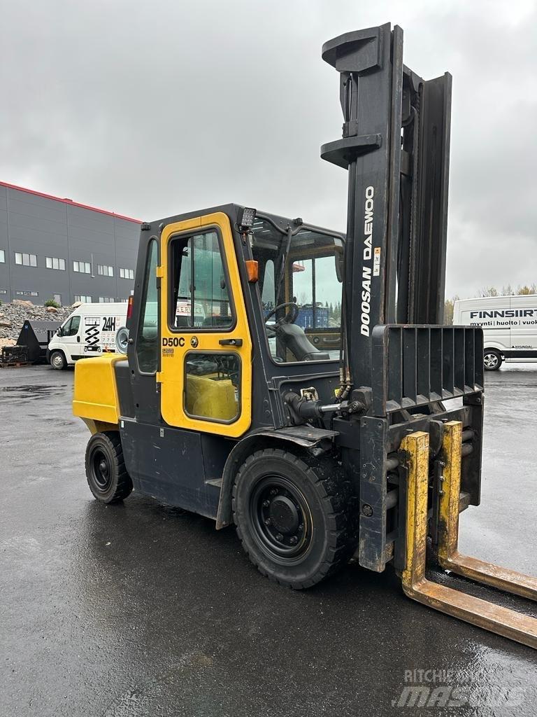 Doosan Daewoo D50-C2 Dizelski viličarji