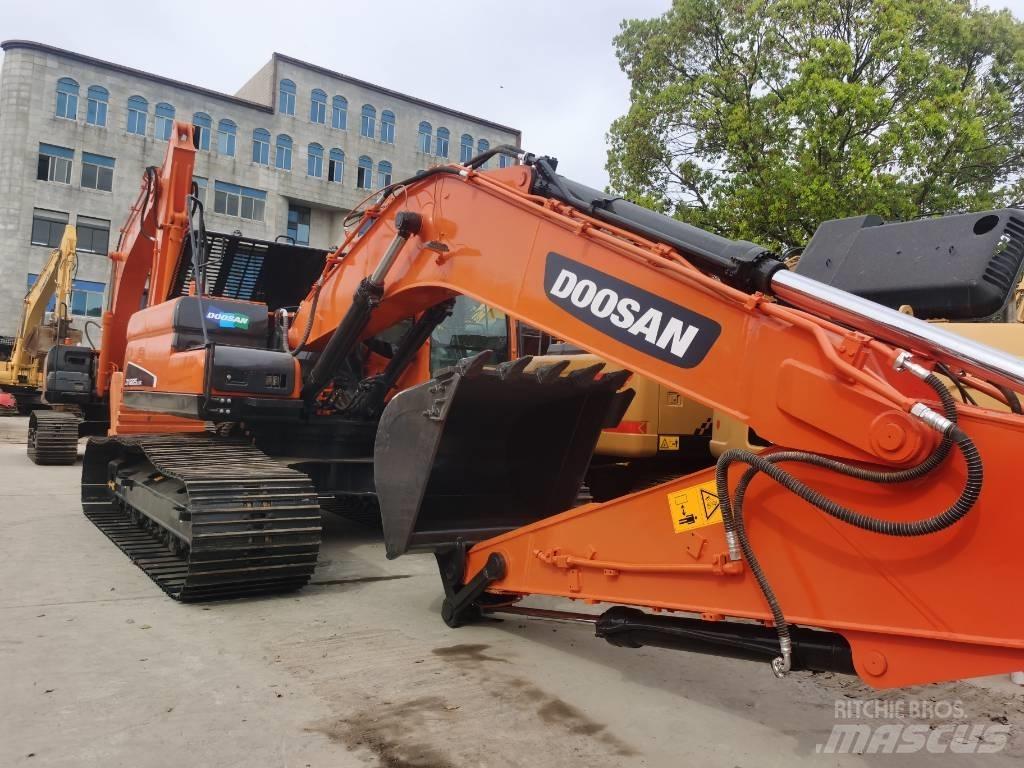 Doosan DX 225LC-9C Bagri goseničarji