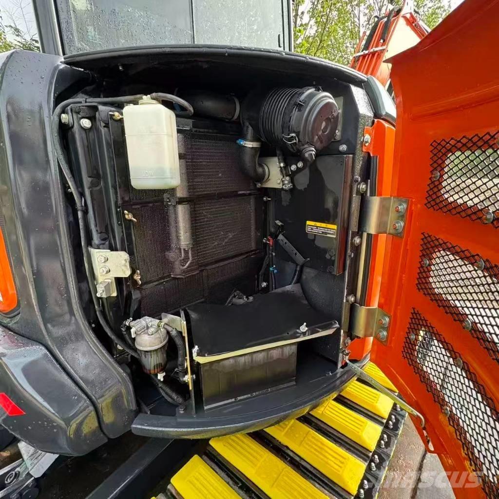 Hitachi ZX 50 USR Mini bagri <7t