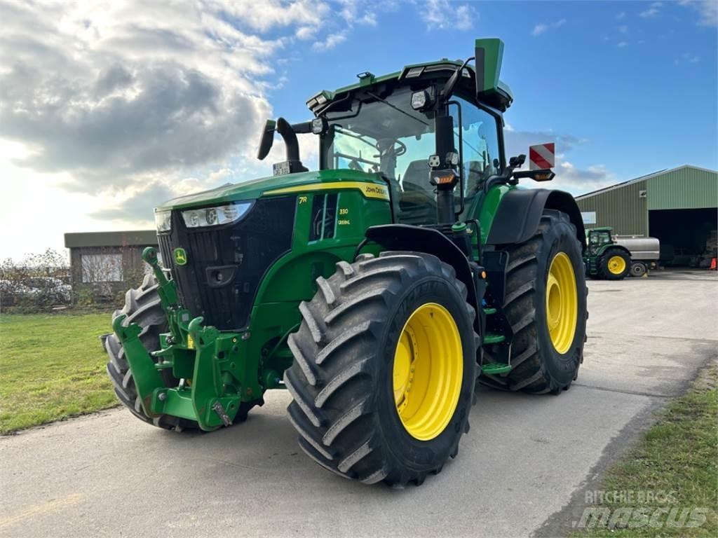 John Deere 7R330 Traktorji