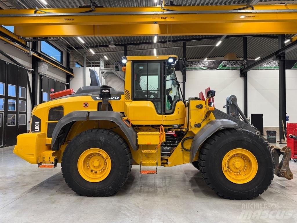 Volvo L110 H Kolesni nakladalci