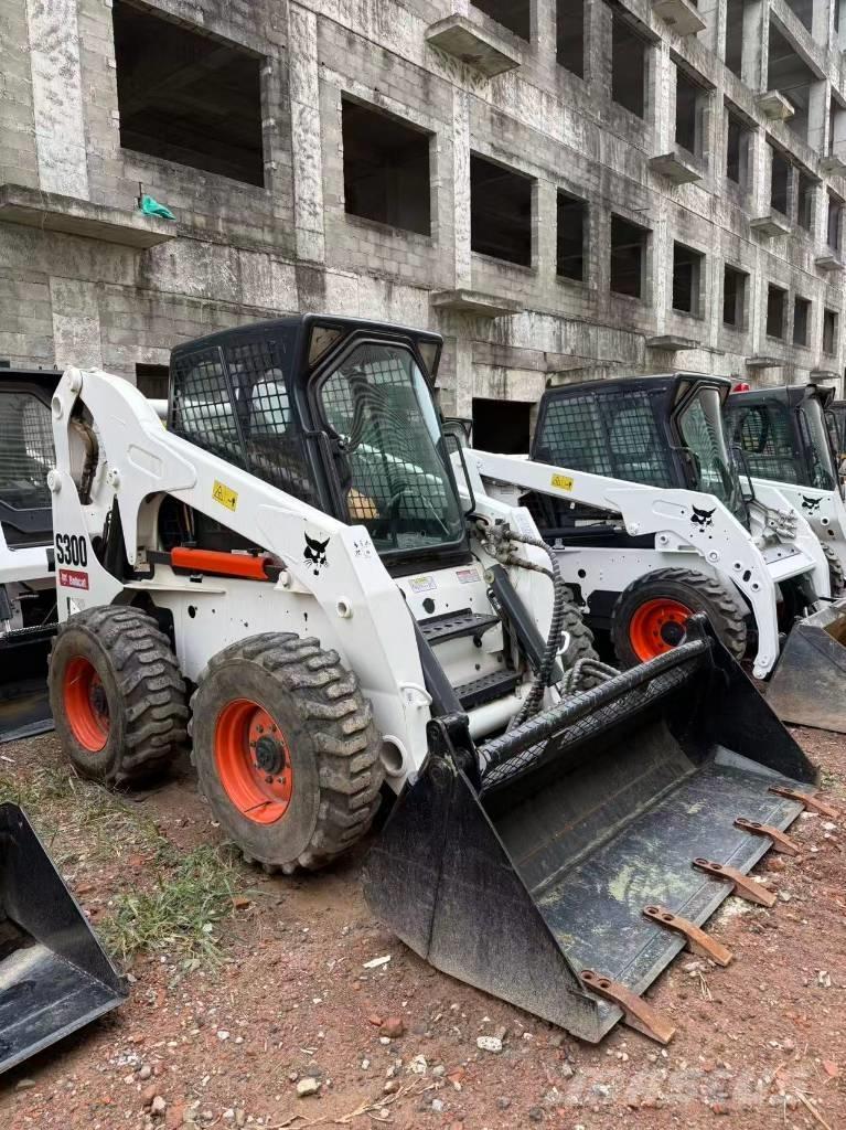 Bobcat S 300 Skid steer mini nakladalci