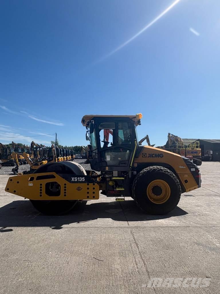 XCMG XS135 Enojni valjarji