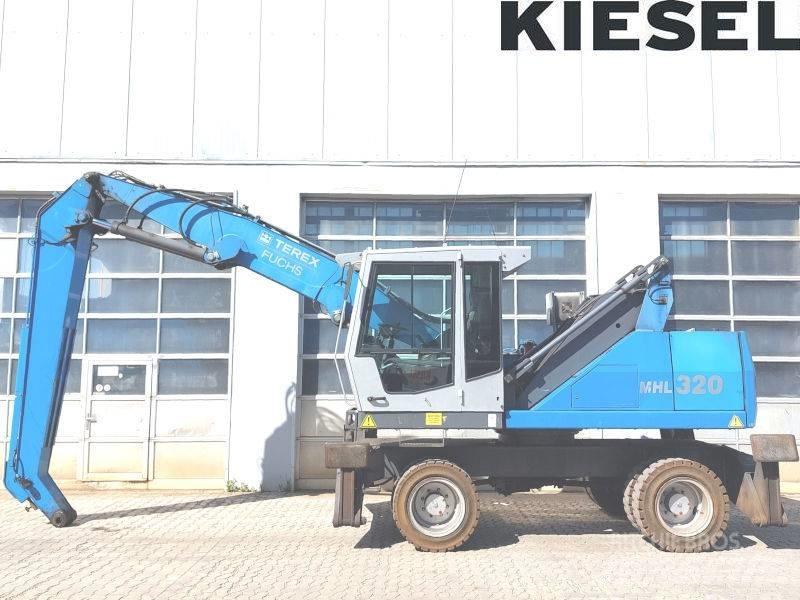 Fuchs MHL 320 D Bagri za prekladanje primarnih/sekundarnih surovin