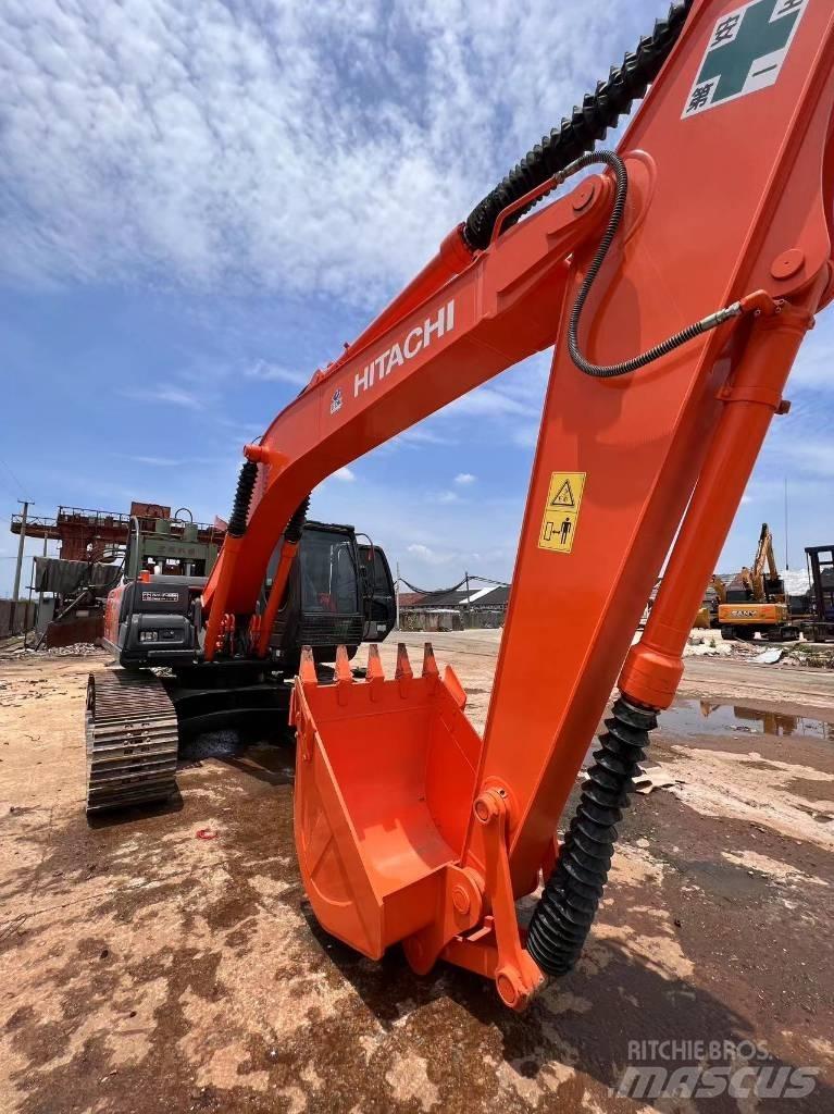 Hitachi ZX 200-6 Bagri goseničarji