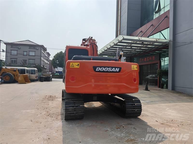Doosan DX150 Bagri goseničarji