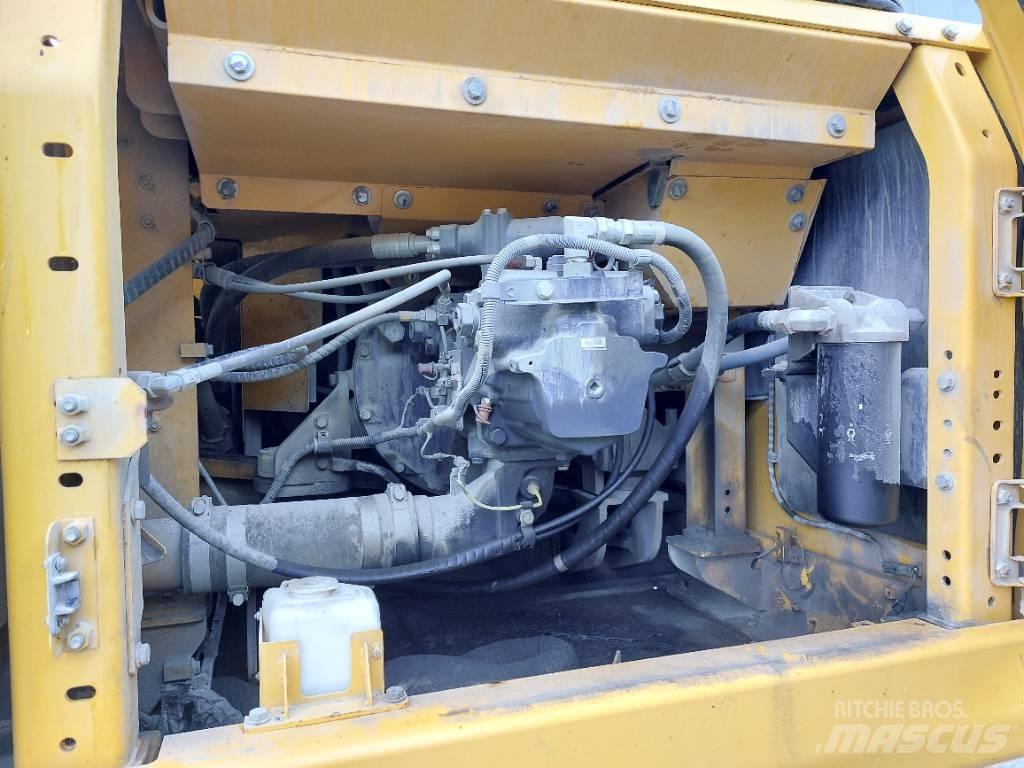 Komatsu PC360LC-11 Bagri goseničarji