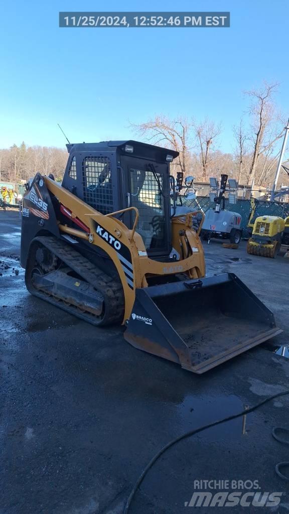 Kato CL35 Skid steer mini nakladalci