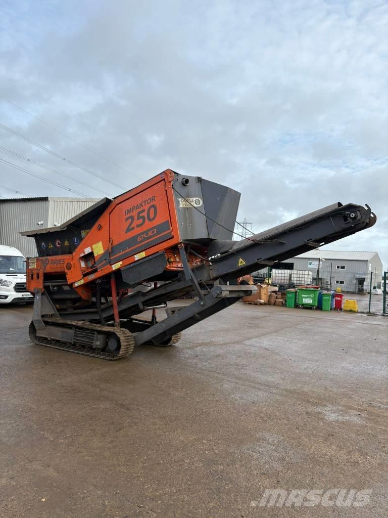 Arjes 250 Evo Mobilni drobilniki