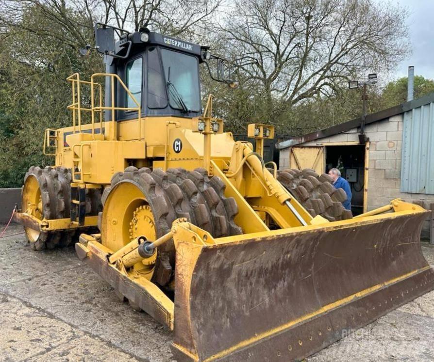 CAT 825 C Kompaktorji tal