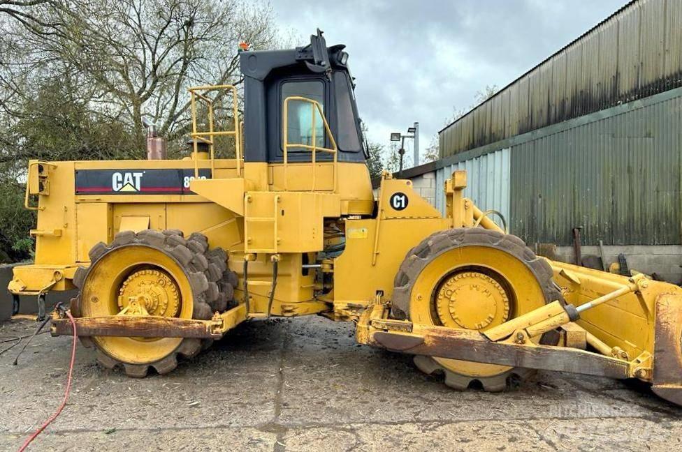 CAT 825 C Kompaktorji tal
