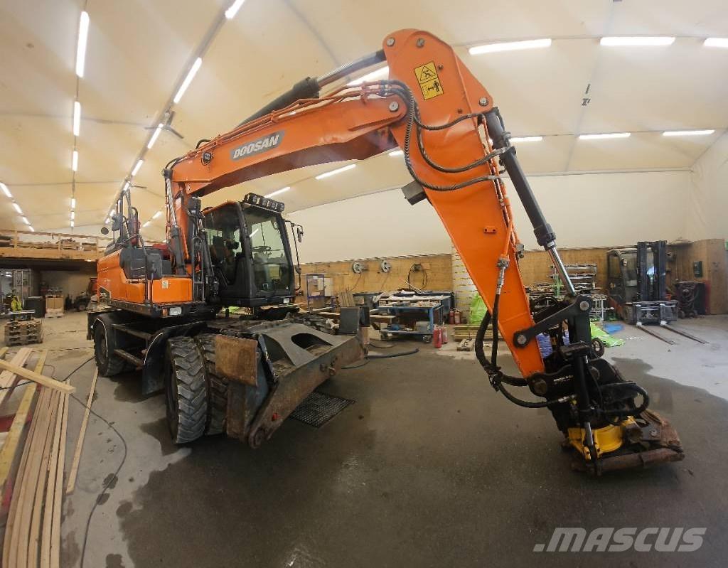 Doosan DX 170 W Bagri na kolesih
