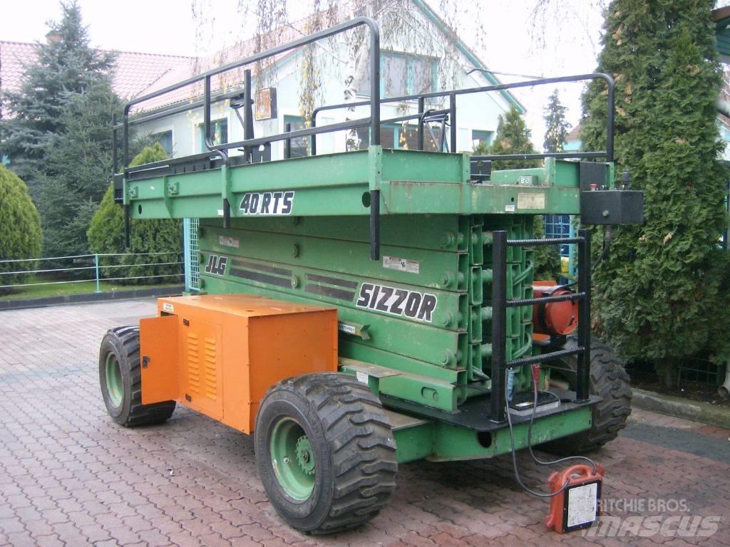 JLG 40RTS    V-1562 Vertikalna dvigala