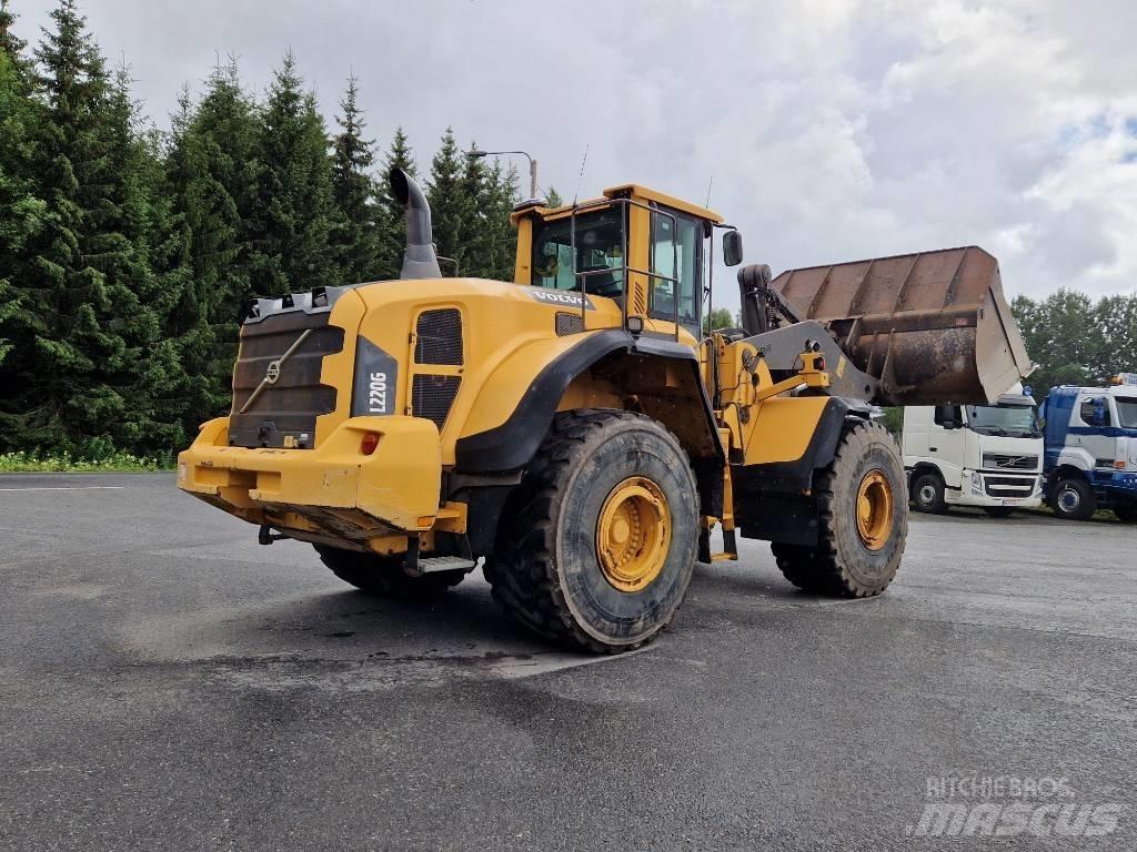 Volvo L 220 G Kolesni nakladalci