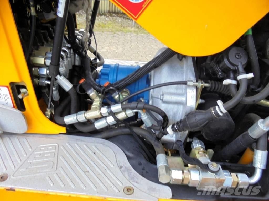 JCB 8010 CTS Mini bagri <7t