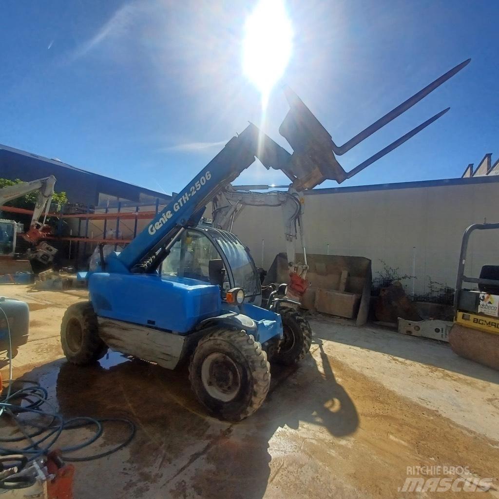Genie GTH 2506 Teleskopski viličarji