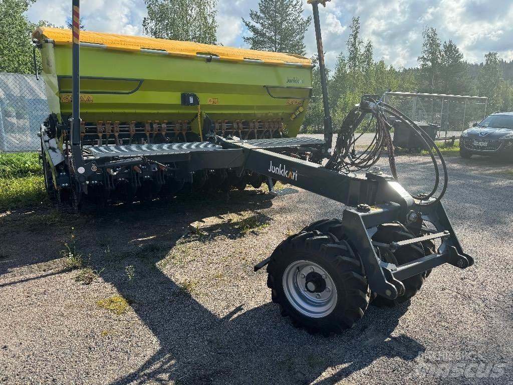 Junkkari D400 Plus Kombinirane sejalnice