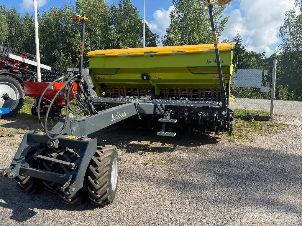 Junkkari D400 Plus Kombinirane sejalnice