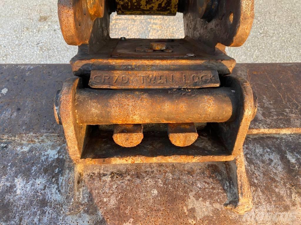Komatsu PC118MR-8 Midi bagri 7t – 12t