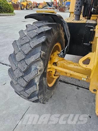 CAT 428F2 Rovokopači