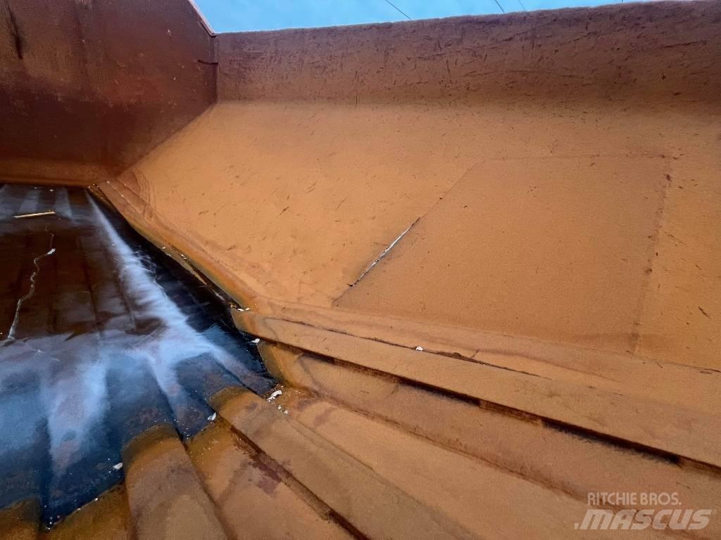 Doosan MT 41 Zglobni demperji