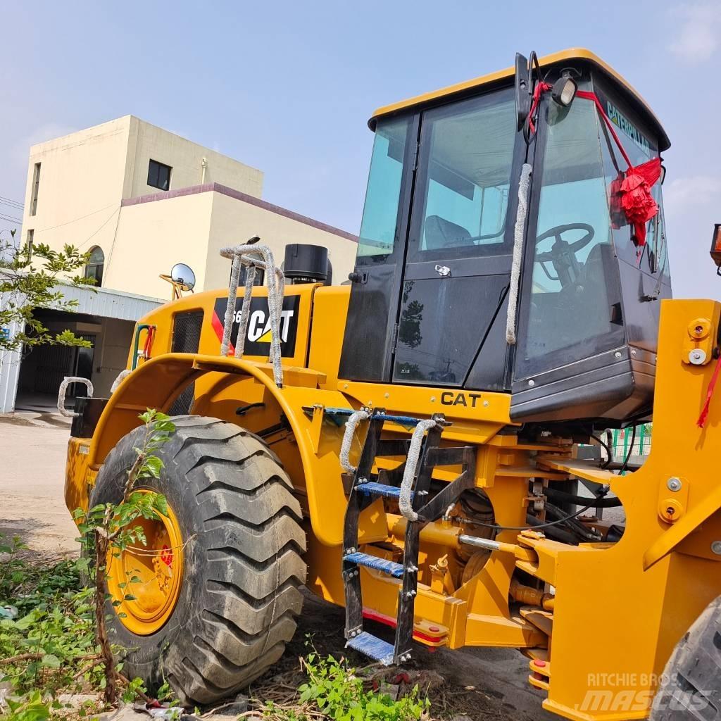 CAT 966H Kolesni nakladalci