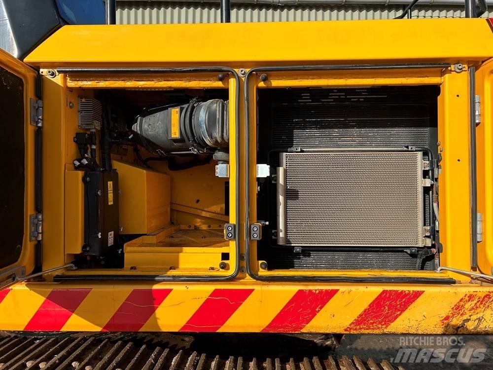 JCB 220X Bagri goseničarji