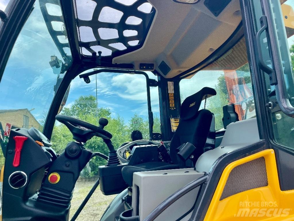 Dieci Agri Pivot T60 Kmetijski teleskopski nakladalci