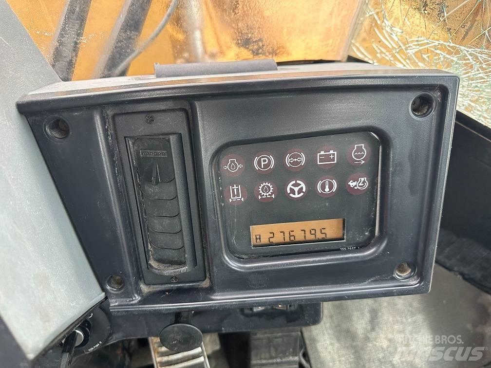 CAT 988 G Kolesni nakladalci