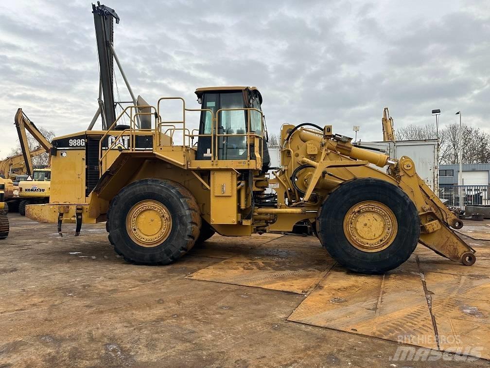 CAT 988 G Kolesni nakladalci