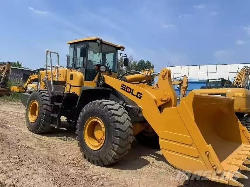 SDLG LG 956 L Kolesni nakladalci