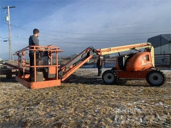 JLG 600AJ Zglobne dvižne ploščadi