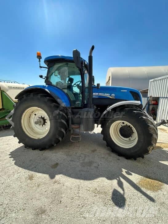 New Holland T7250 Traktorji