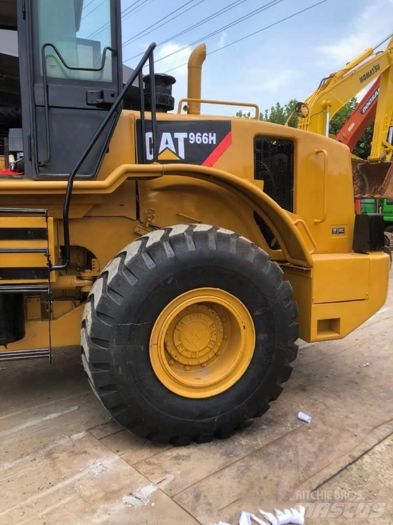 CAT 966  H Kolesni nakladalci