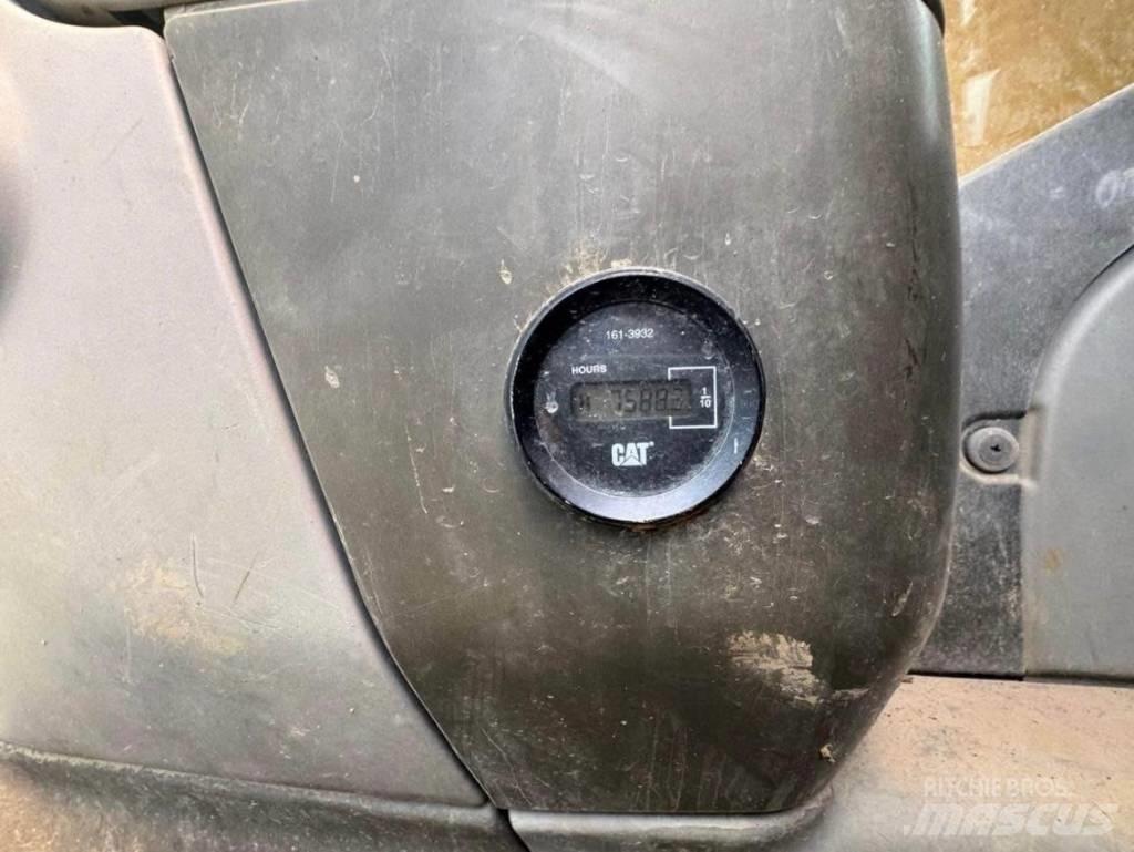 CAT 320 D Bagri goseničarji